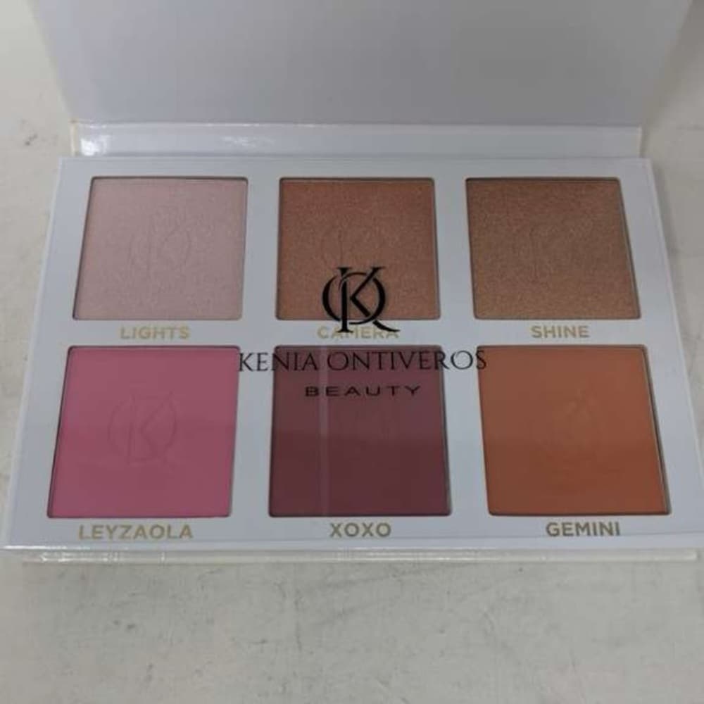 NIB Beauty Bundle Eyeshadow Palette, Blush, Highlighter & New Lashes- New in Box - Thumbnail 12