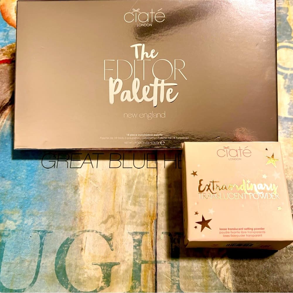 Bundle Ciaté Editor Palette-New England & Ciaté Extraordinary Powder NIB - Thumbnail 2