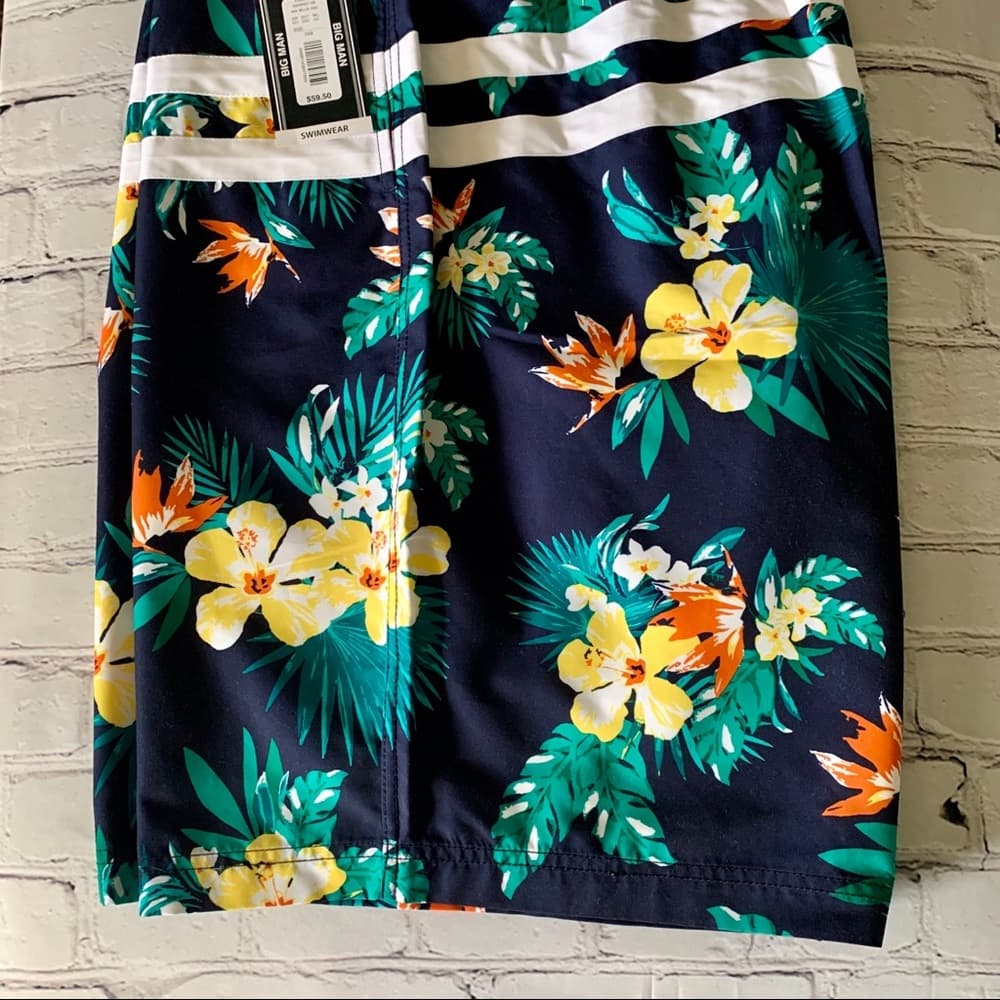 NWT Big & Tall Swimwear 2XB Roundtree & Yorke- From Dillard’s - Thumbnail 3