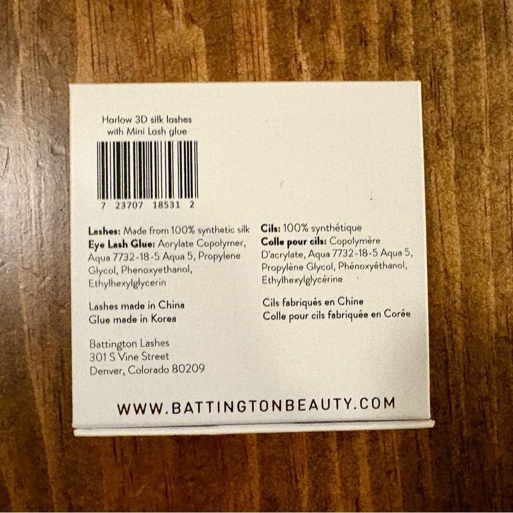 NIB Beauty Bundle Eyeshadow Palette, Blush, Highlighter & New Lashes- New in Box - Thumbnail 7