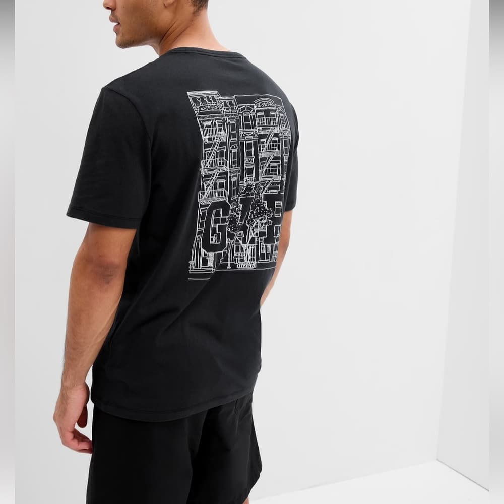 Gap Logo Graphic T-Shirt NWT - Thumbnail 4