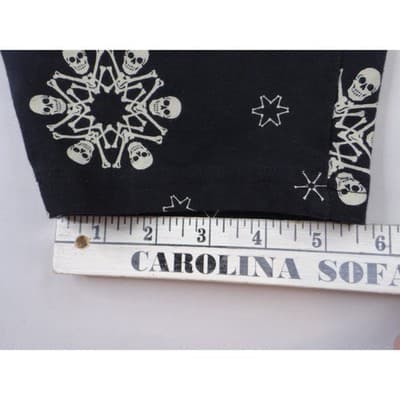 Torrid Black Skull Snowflake Leggings Capris Size 4 Workout Comfy Casual - Thumbnail 7