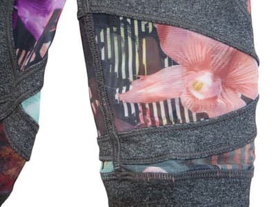Stylish High-Waisted Leggings with Floral Accents - Thumbnail 4