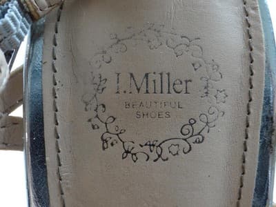 I. Miller Women's Silver Rhinestone Strappy Sandals - Thumbnail 2