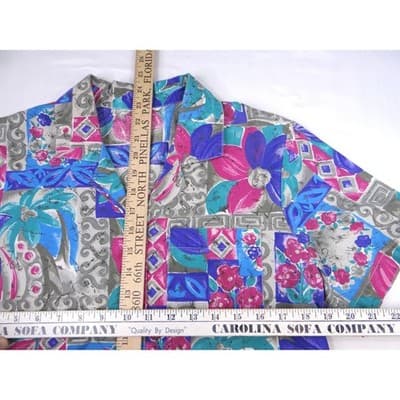 Vintage Vibrant Womens Abstract Floral Print Short Sleeve Button Up Shirt - Thumbnail 4