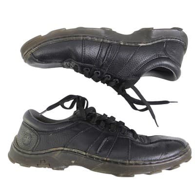 Dr. Martens Pembroke Black Pebbled Leather Low Top Sneakers Mens 11