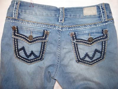 Vintage Y2K YMI Women's Boot Cut Jeans Light Wash Size 7 - Thumbnail 4
