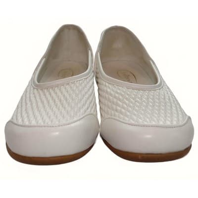 Stretch'n Form by Beacon Women's White Quilted Flats size 7.5 - Thumbnail 3