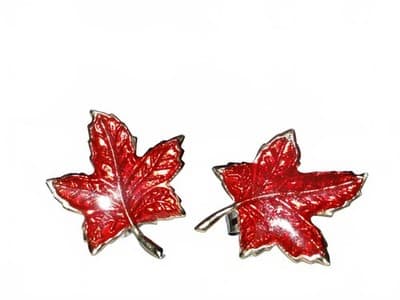 Red Maple Leaf Shaped Earrings - Thumbnail 2