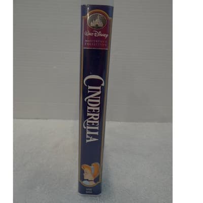 Walt Disney Masterpiece Cinderella VHS Clamshell Case Digitally Mastered - Thumbnail 2