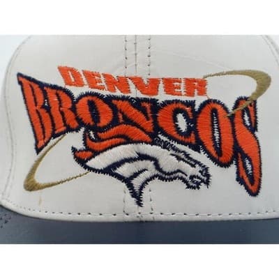 Denver Broncos White and Navy Snapback Hat - NWT - Thumbnail 8