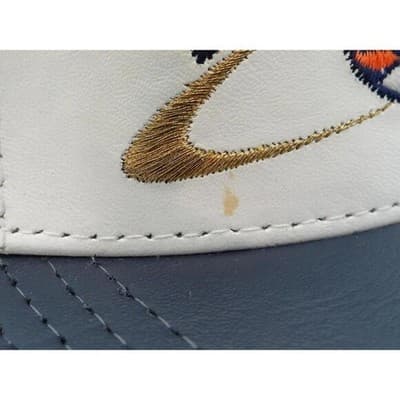 Denver Broncos White and Navy Snapback Hat - NWT - Thumbnail 6