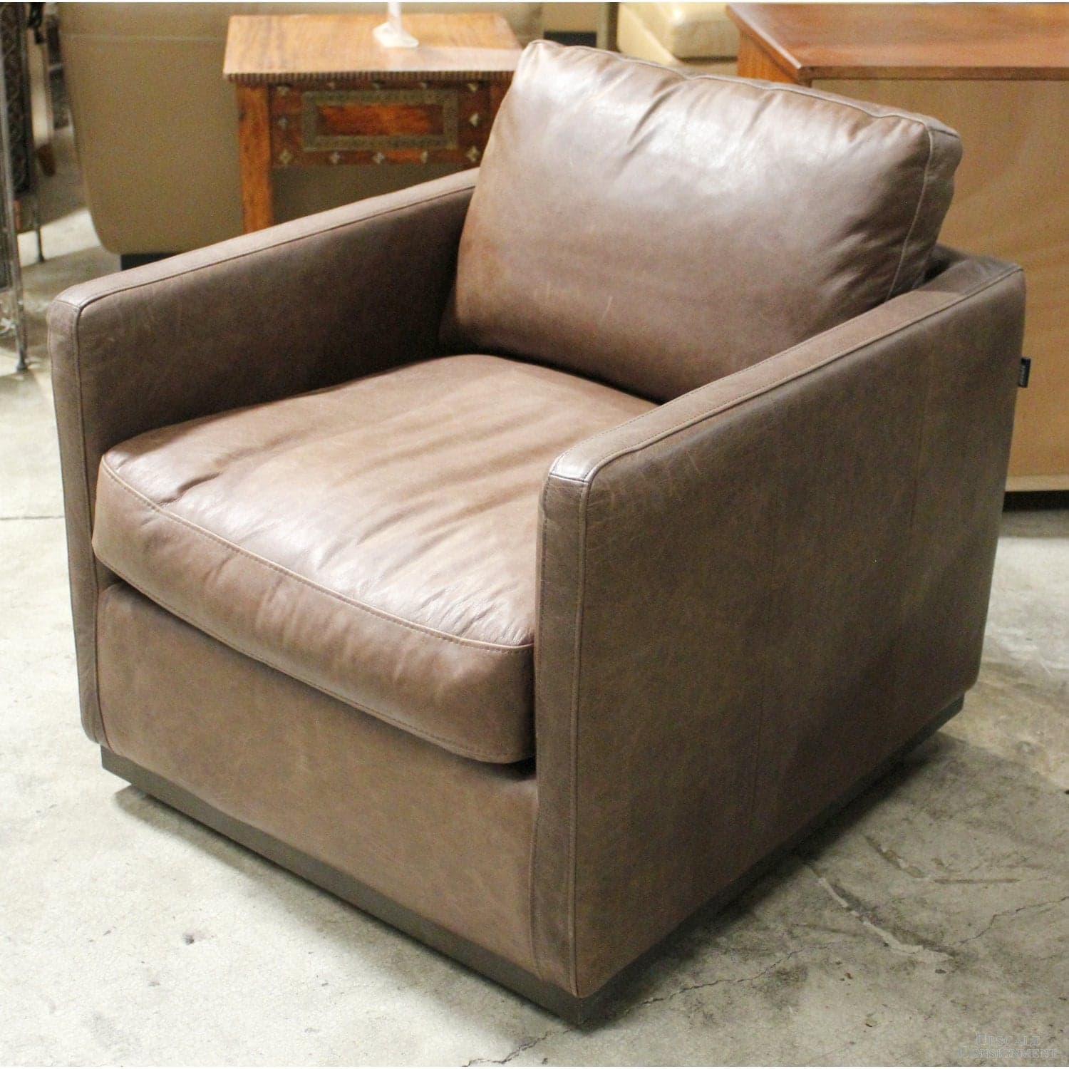 Mor Furniture "Flax" Brown Leather Swivel Chair - Brown - Thumbnail 3