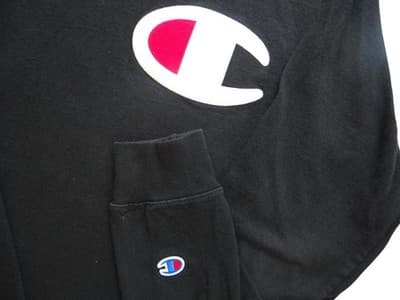Champion Long Sleeve Logo Shirt - Black - Thumbnail 2