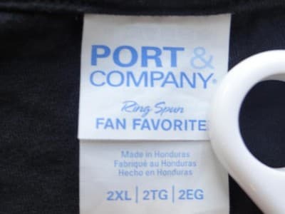Free Dad Hugs Graphic T-Shirt - Thumbnail 4