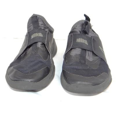 Nike Dynamo Go FlyEase Kids Black Anthracite Sneakers DJ6040-001 Size 13.5C - Thumbnail 4