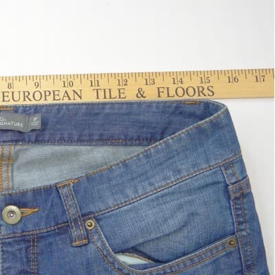 LL Bean Signature Blue Straight Leg Jeans Womens 8P Medium Wash Denim Classic - Thumbnail 4
