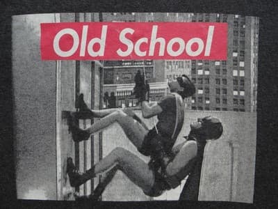 Vintage Batman and Robin Graphic 'Old School' T-shirt - Thumbnail 2