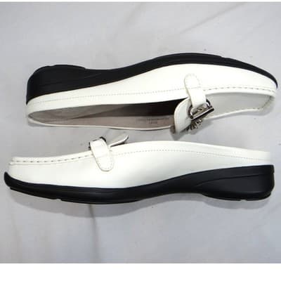 NIB Villager by Liz Claiborne Becky White Mules Loafers Shoes Women's Size 7.5 M - Thumbnail 4