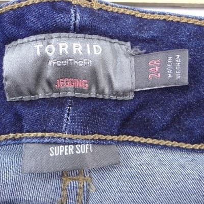 Torrid Super Soft Jeggings Womens 24R Dark Wash Distressed High Rise Skinny Jean - Thumbnail 2