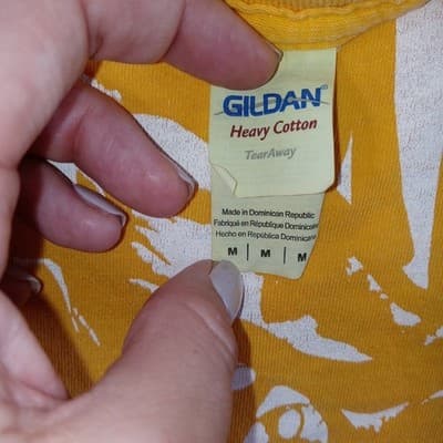 Gildan Dead in Fabulous Las Vegas Skull Dice Graphic Tee Shirt Mens Size Medium - Thumbnail 2