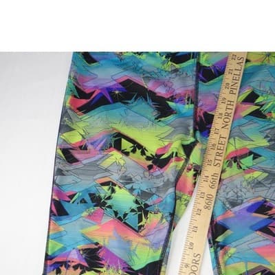 FILA Sport Women's Multi Color Geometric Print Capris Leggings Activewear Size M - Thumbnail 5