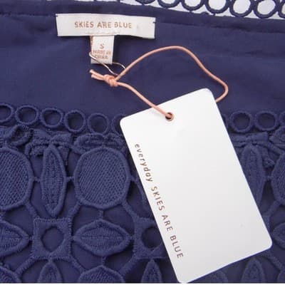 NWT-Skies Are Blue Navy Blue Geometric Eyelet Lace Tank Top Camisole Small - Thumbnail 2