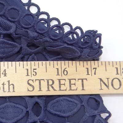 NWT-Skies Are Blue Navy Blue Geometric Eyelet Lace Tank Top Camisole Small - Thumbnail 6