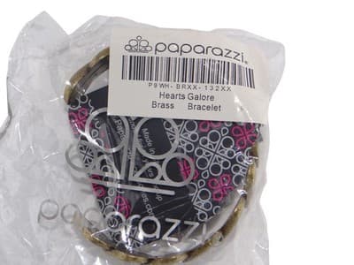 Paparazzi Hearts Galore Brass Bracelet - Thumbnail 3