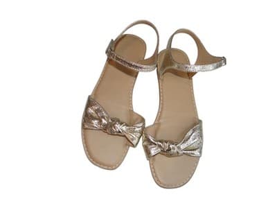 Chic Gold Metallic Bow Sandals - Thumbnail 2