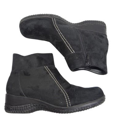Basic Editions Women Black Suede Side Zip Ankle Boots Wide Width Size 8