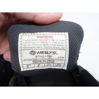 Heelys Youth Style 7097 Black Grey Skate Shoes with Wheels Size 5 Women - Read - Thumbnail 3