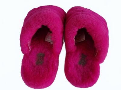 UGG Girl's Cozy Fuzzy Pink Slippers - ALTERED - Thumbnail 3