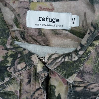 Refuge Camouflage Cropped Denim Jacket Women Size M Utility Pockets Casual - Thumbnail 2