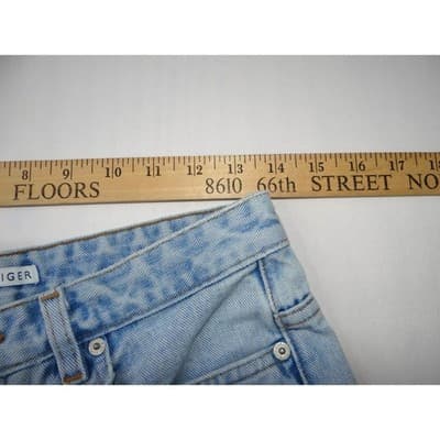 Vintage Y2K Tommy Hilfiger Light Wash Denim High Waisted Shorts Womens Size 8 - Thumbnail 10