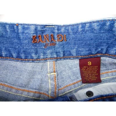 Y2K Vintage ZANADI Denim Shorts Distressed Floral Embroidered Cuffed Blue Sz 9 - Thumbnail 3
