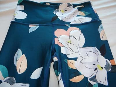 Floral High-Waisted Leggings by OAILA - Navy Blue - Thumbnail 3