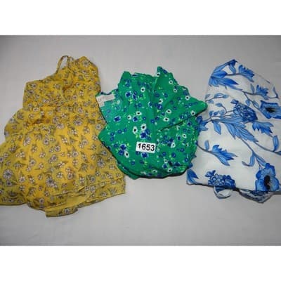 Lot of 3 Spring/Summer/Vacation Shower Occasion Floral Femme Dresses Size Medium - Thumbnail 15