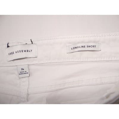 Free Assembly Womens White Longline Denim Shorts Raw Hem Size 14 - Thumbnail 2