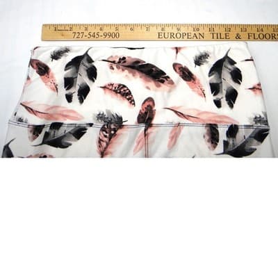 Leggings Depot Plus Size Feather Print High Waisted Athletic Leggings - Thumbnail 5