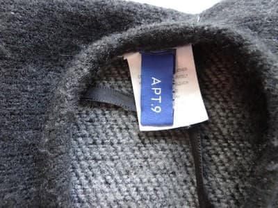 Black and Gray Women's Wool Wrap Shawl with Toggle Closure - Thumbnail 4