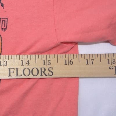 Vintage Hanes Green River Utah Graphic T-Shirt Coral Pink Small Made in USA - Thumbnail 5