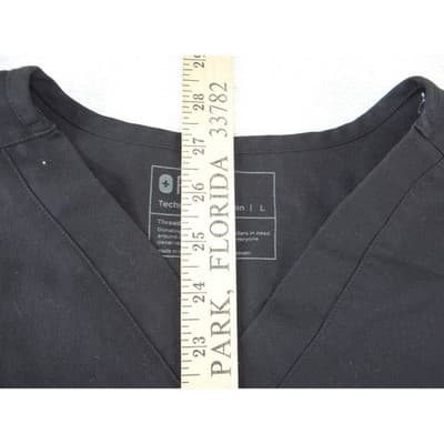 FIGS Technical Collection Black V-Neck Short Sleeve Scrub Top Womens Large - Thumbnail 5