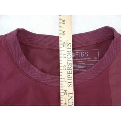 FIGS Technical Collection XL Burgundy Maroon Scrub Top Zip Pocket 2408 - Thumbnail 2