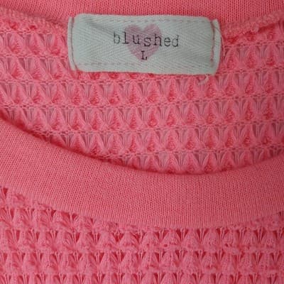 Blushed Coral Pink Waffle Knit Cropped Sweater Size L - Thumbnail 2