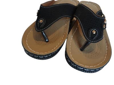 Stylish Women's Black Flip-Flop Sandals with Decorative Buckle - Thumbnail 2