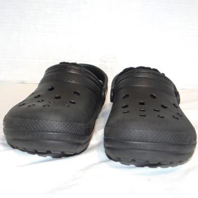 Crocs Kids Classic Lined Clog Black Faux Fur Fuzzy Slip On Shoes Kids Size 13 - Thumbnail 4