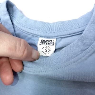 Coastal Dreamer Smiley Sun Pocket Graphic T Shirt Blue Size Small Short Crop - Thumbnail 2