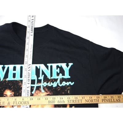 Whitney Houston Graphic T Shirt Black Cotton Short Sleeve Women's Size M NWOT - Thumbnail 5