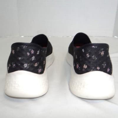 Skechers Womens Go Walk Slip-ins Black Floral Walking Shoes Size 8 - Thumbnail 5